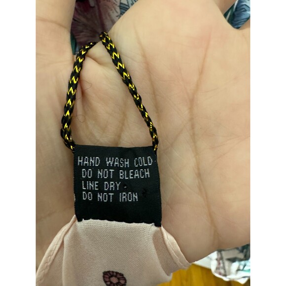 Ivy London NYC Cover-Up Wrap Scarf Women's‎ Pink Floral Print Duster One Size - Picture 5 of 8